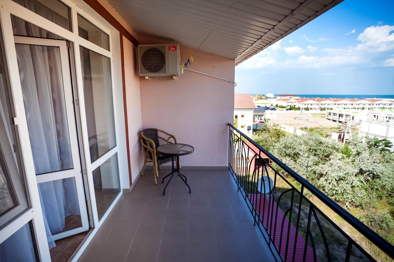 Hotel Natali Zatoka Kültér fotó